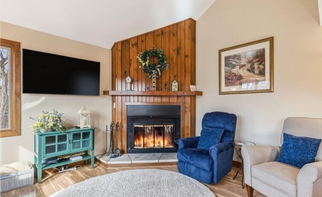 Photo of Livingroom in The Galena Territory