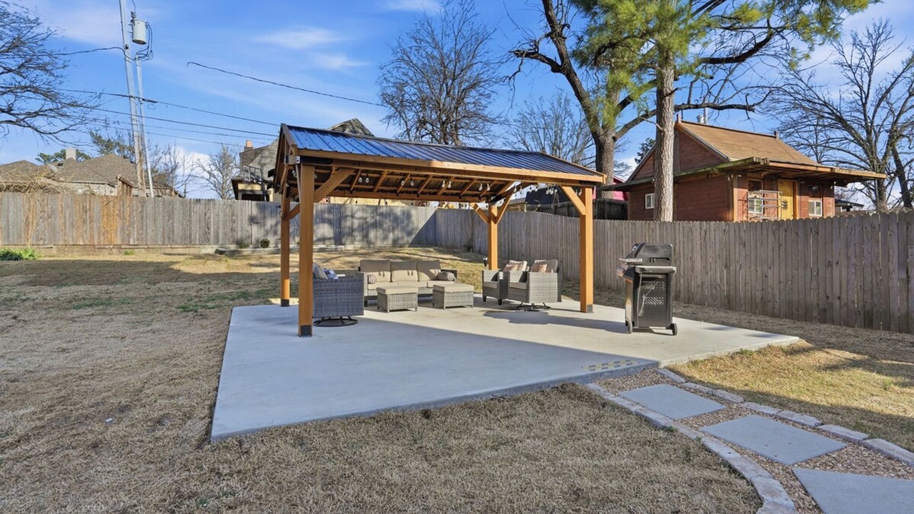 Photo of Patio Balcony in Cherry Street