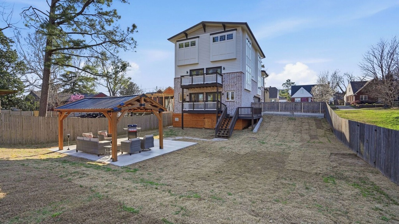 Photo of Outdoor in Cherry Street