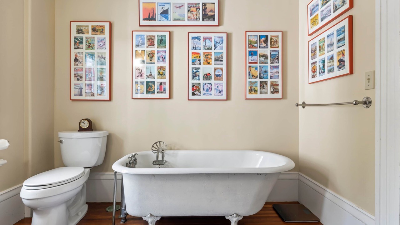 Photo of Bathroom in York Harbor