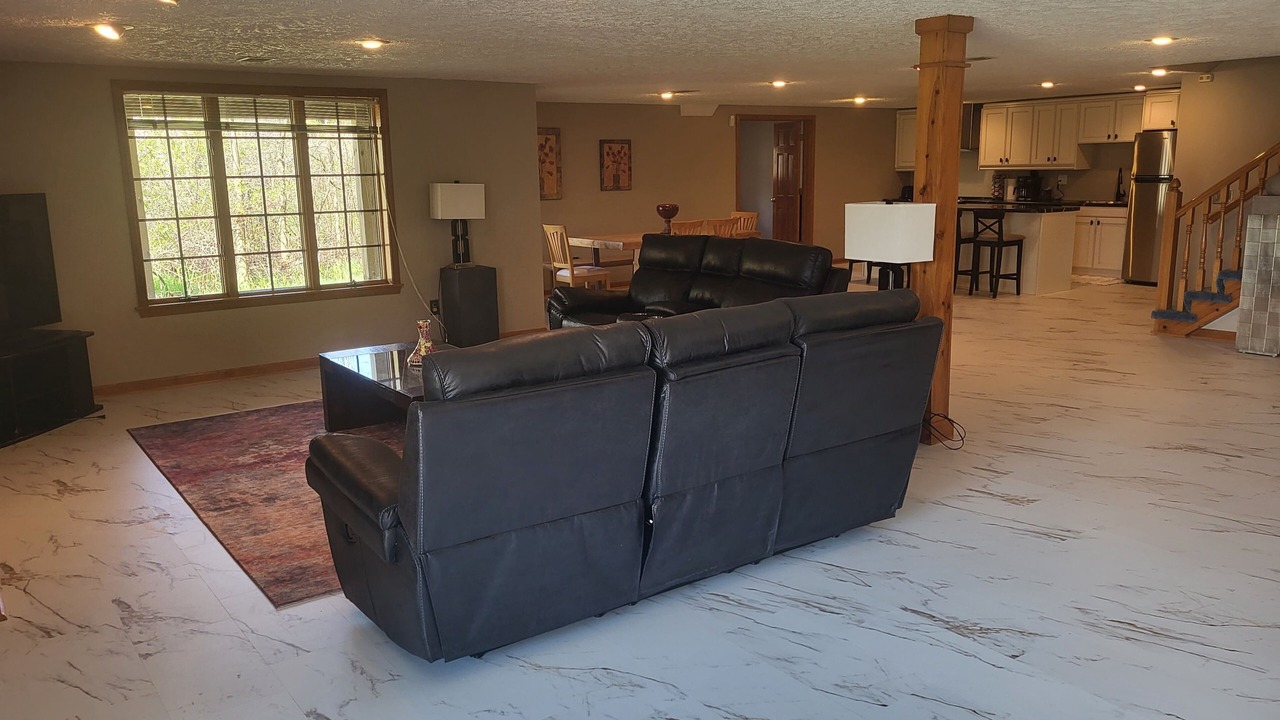 Photo of Livingroom in East Lansing