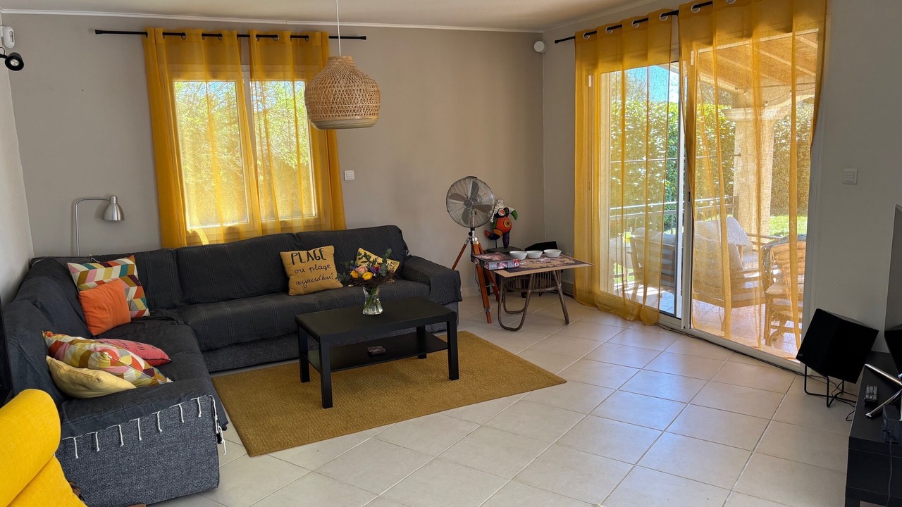 Photo of Livingroom in Saint-Nazaire