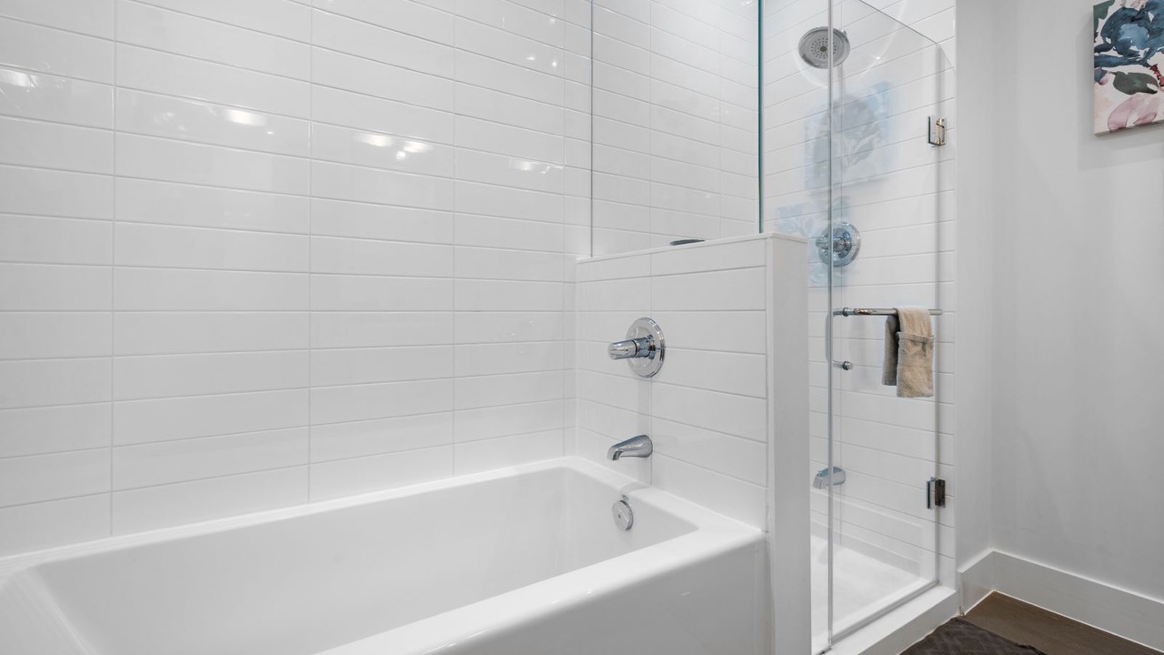 Photo of Bathroom in Bathurst Quay