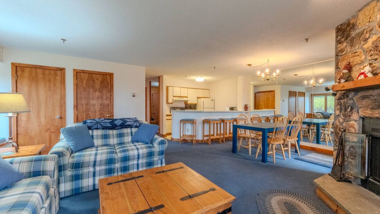 Photo of Livingroom in Stratton Mountain