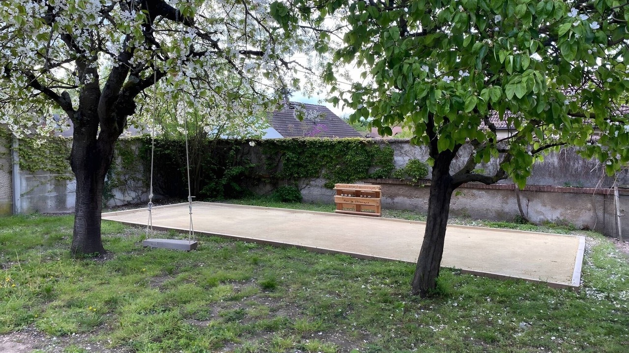 Photo of Outdoor in Veuves