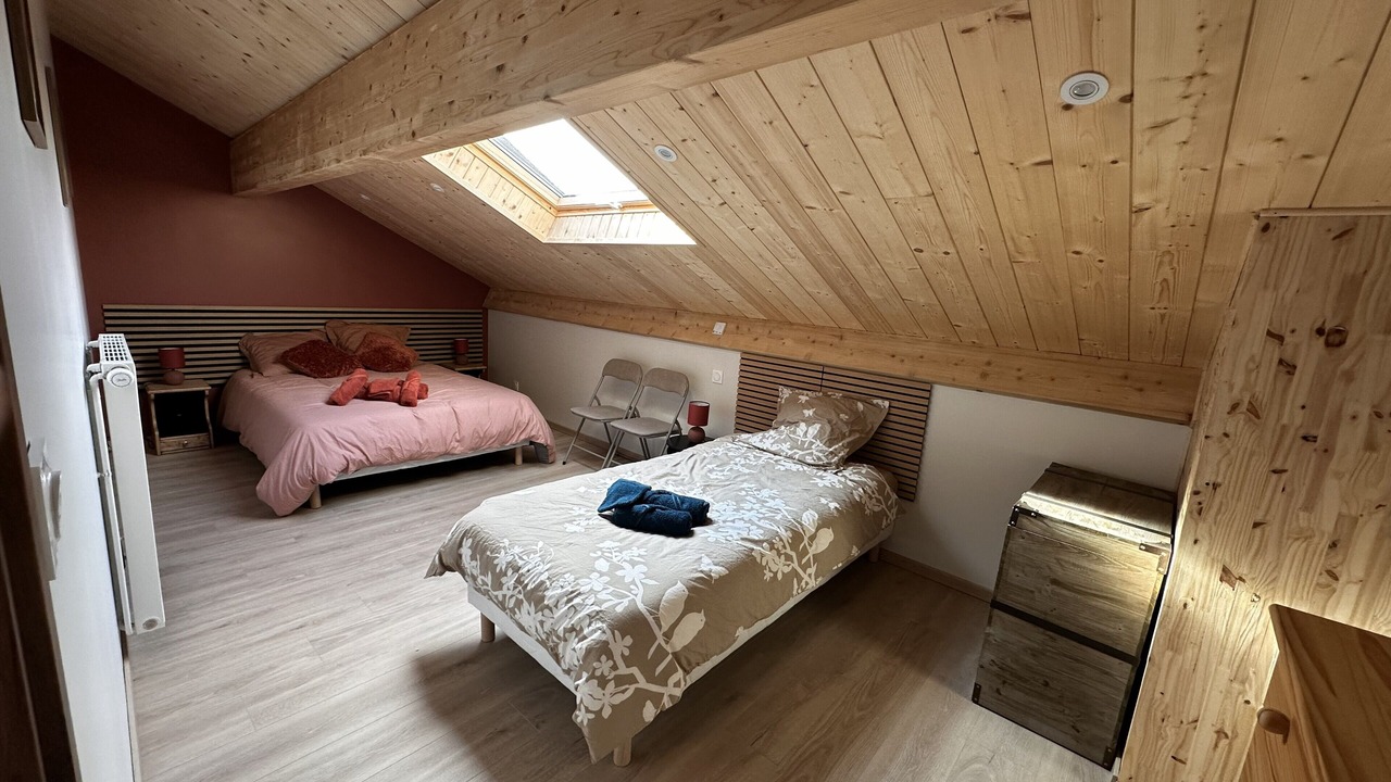 Photo of Bedroom in Tence