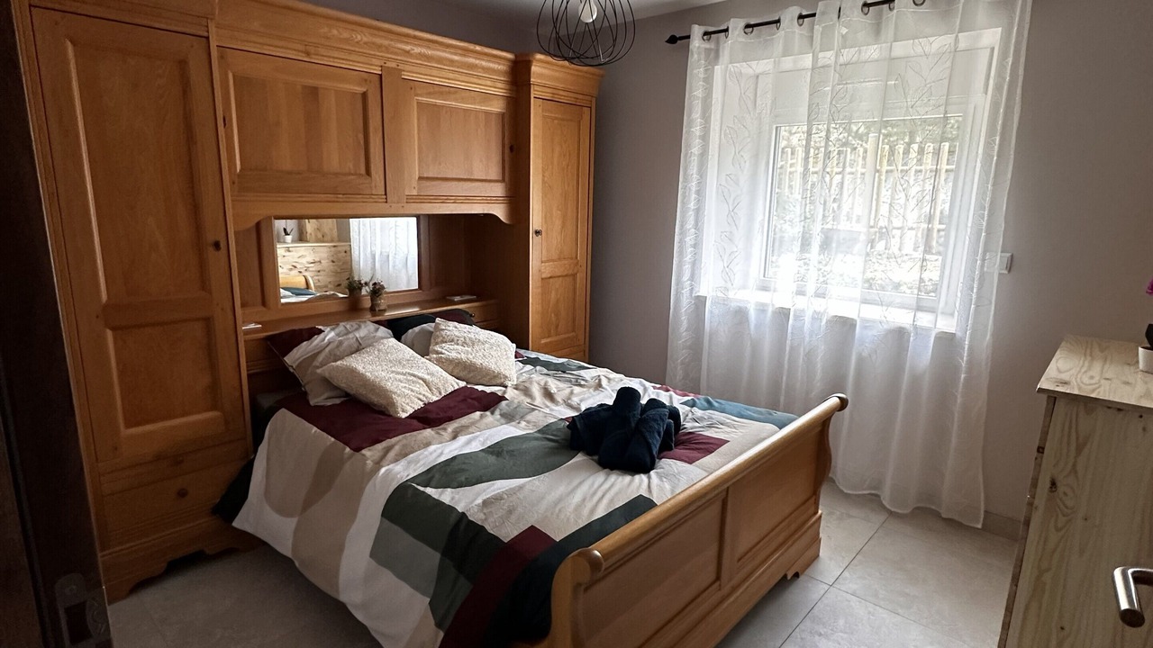 Photo of Bedroom in Tence