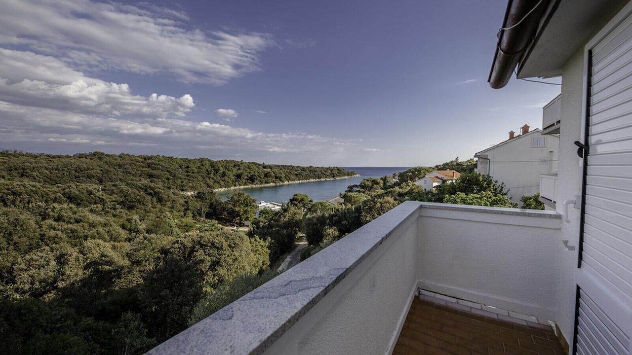 Photo of Outdoor in Suha Punta