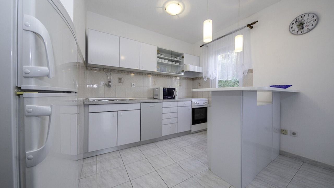 Photo of Kitchen in Suha Punta