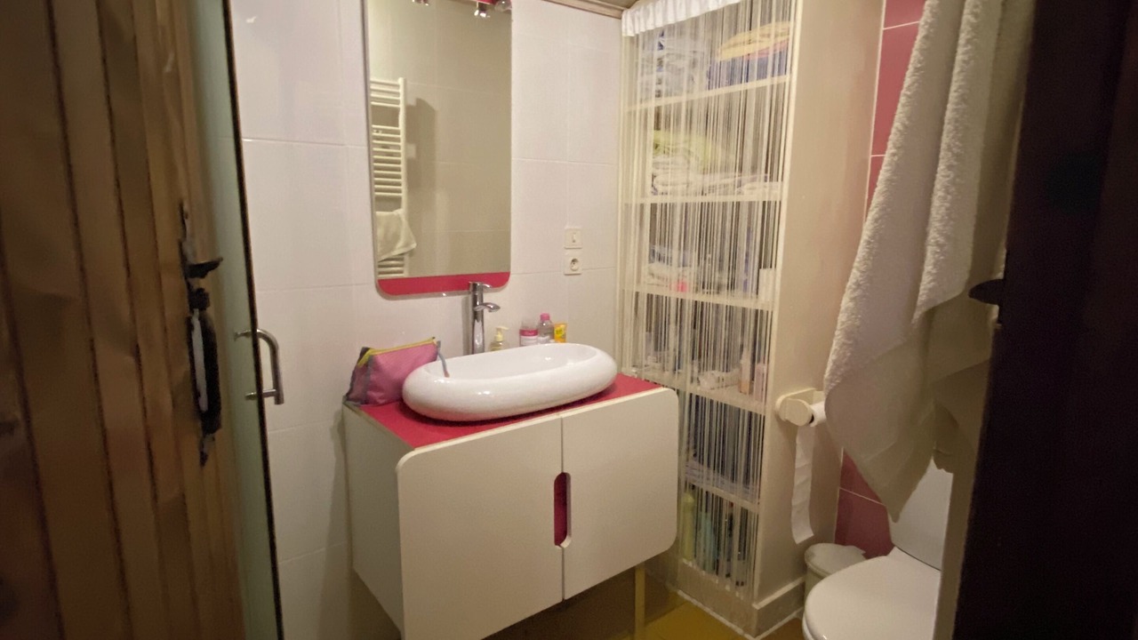 Photo of Bathroom in Lisle-sur-Tarn