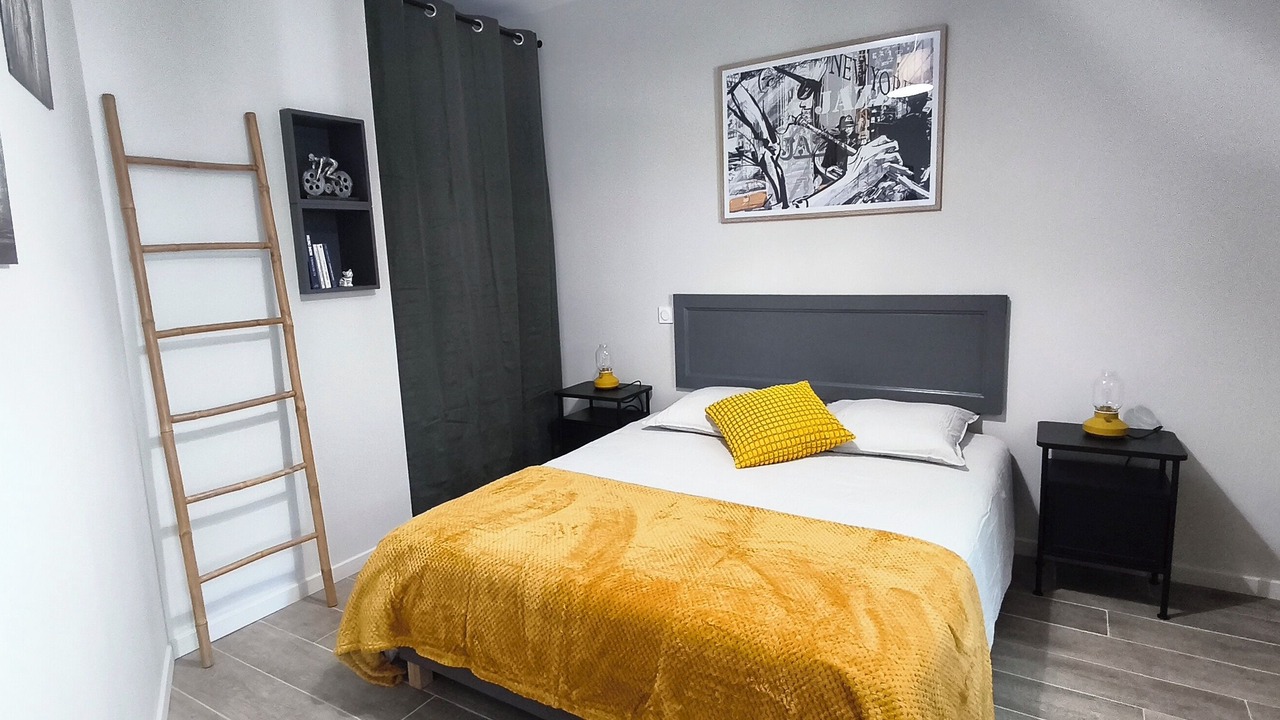 Photo of Bedroom in Junas