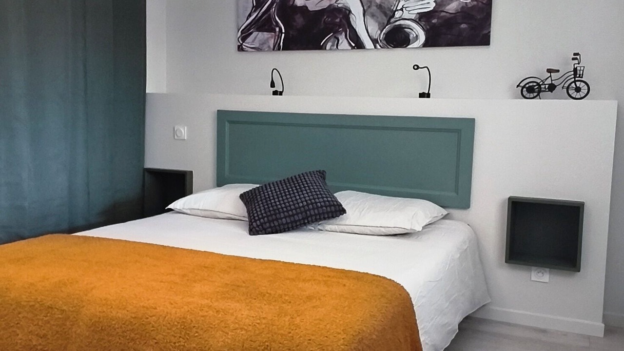 Photo of Bedroom in Junas