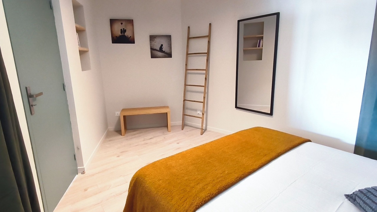 Photo of Bedroom in Junas