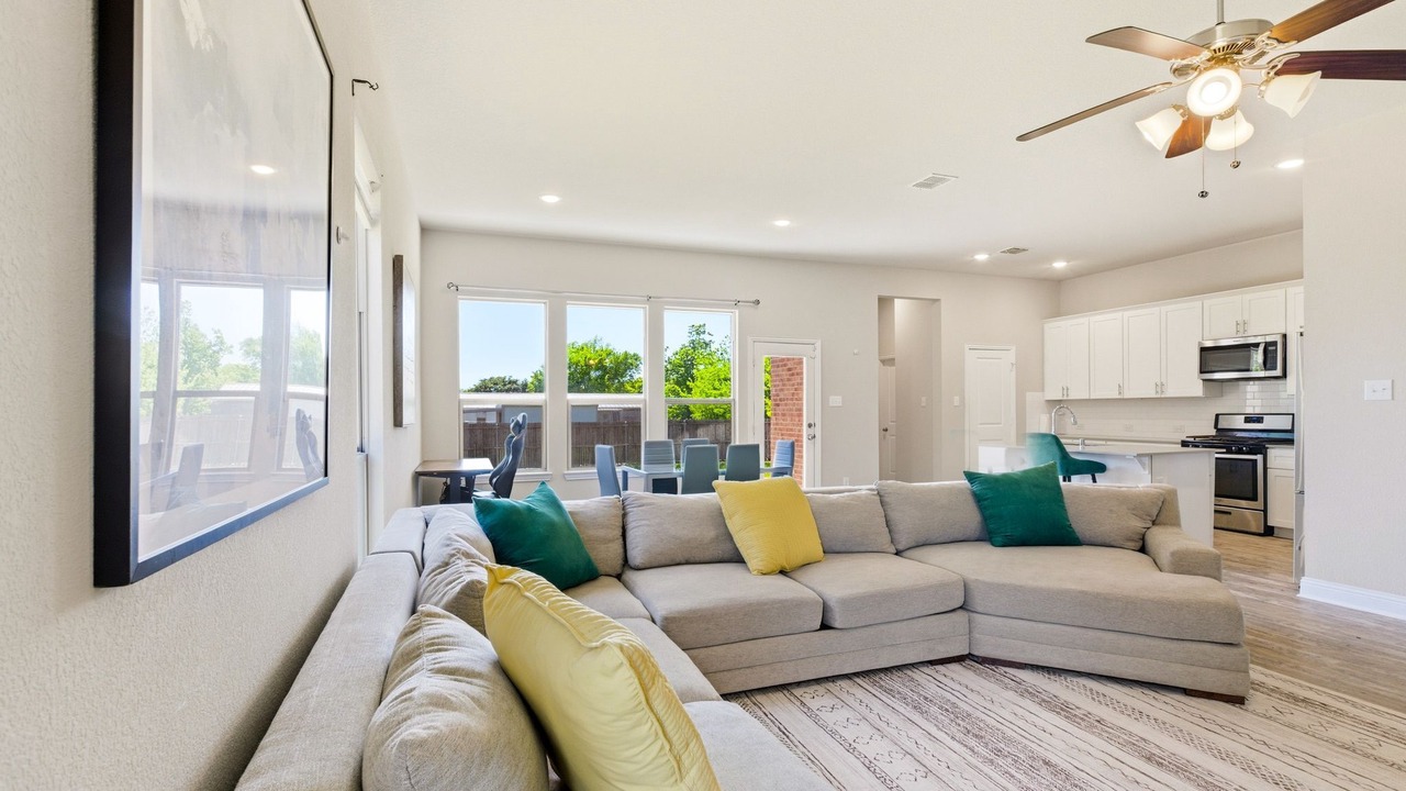 Photo of Livingroom in Forney