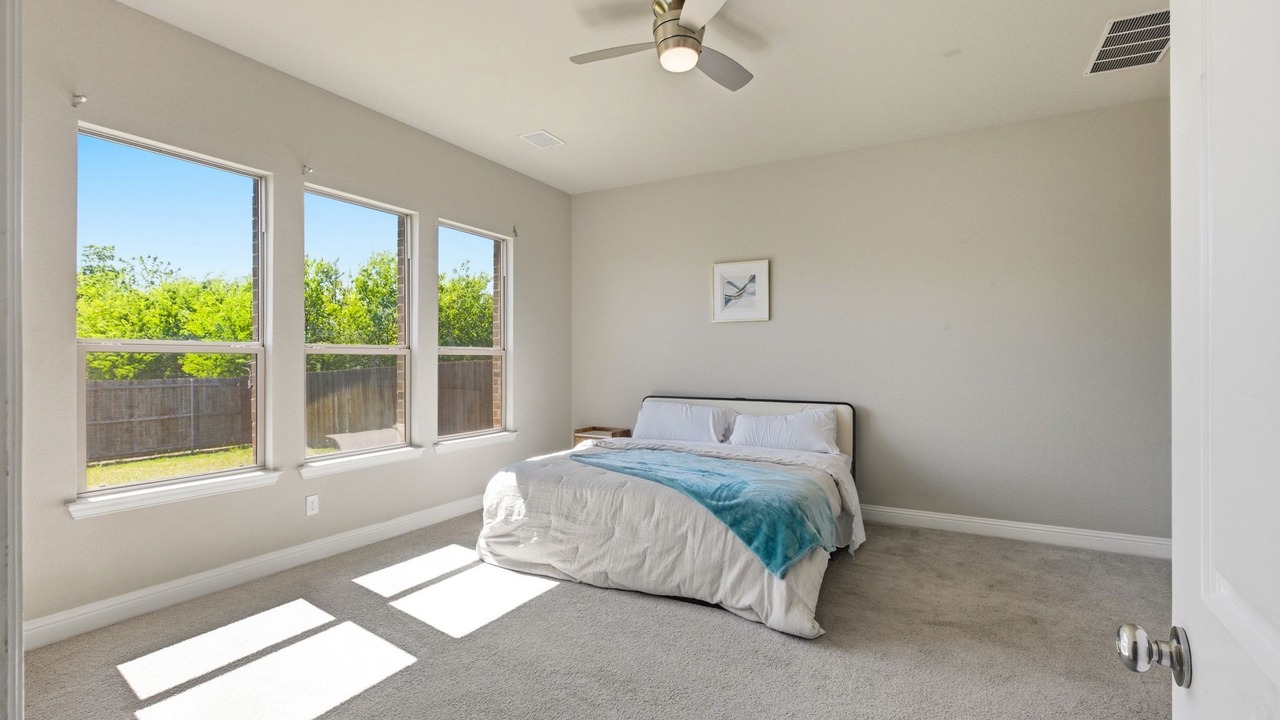 Photo of Bedroom in Forney