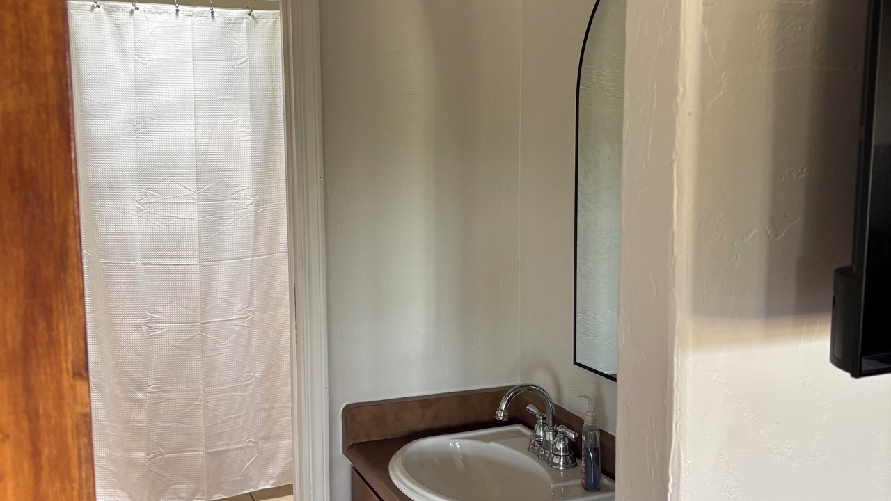 Photo of Bathroom in Lamar