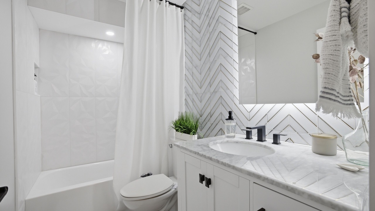 Photo of Bathroom in Huntersville
