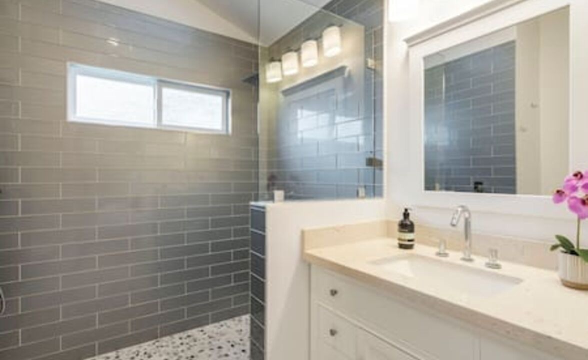 Photo of Bathroom in South of Conant