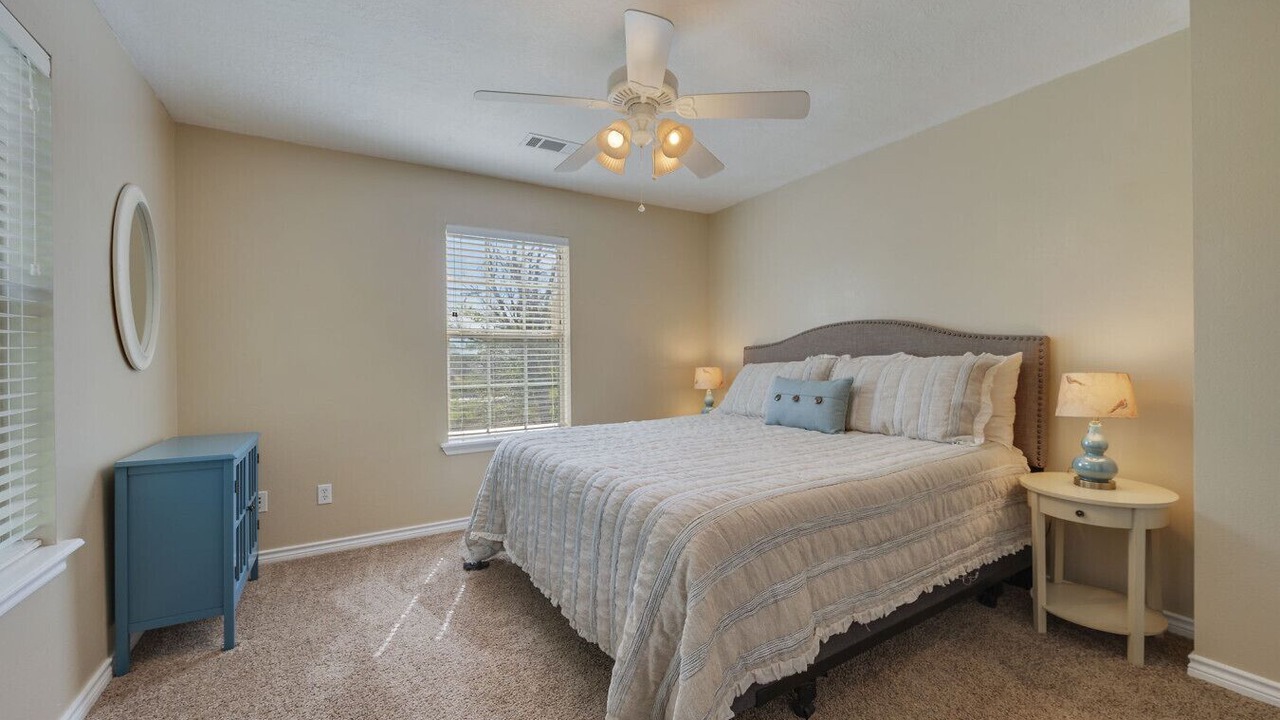 Photo of Bedroom in Forest Lakes
