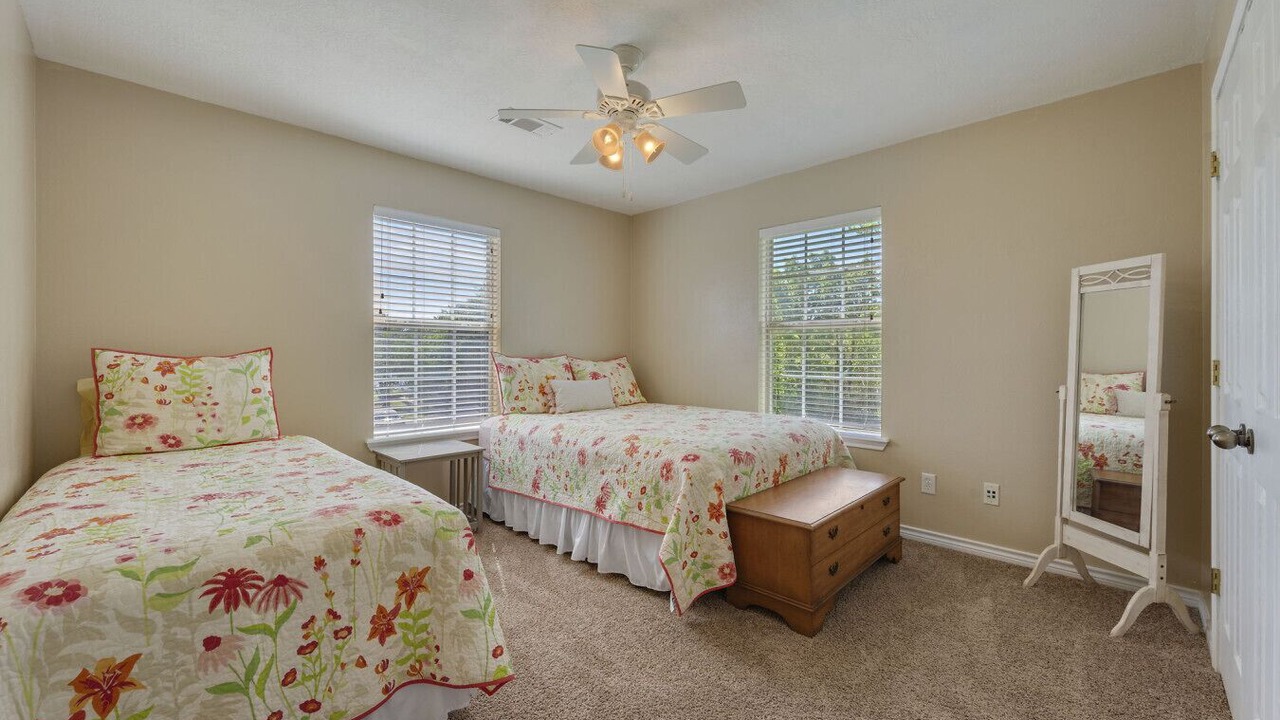 Photo of Bedroom in Forest Lakes