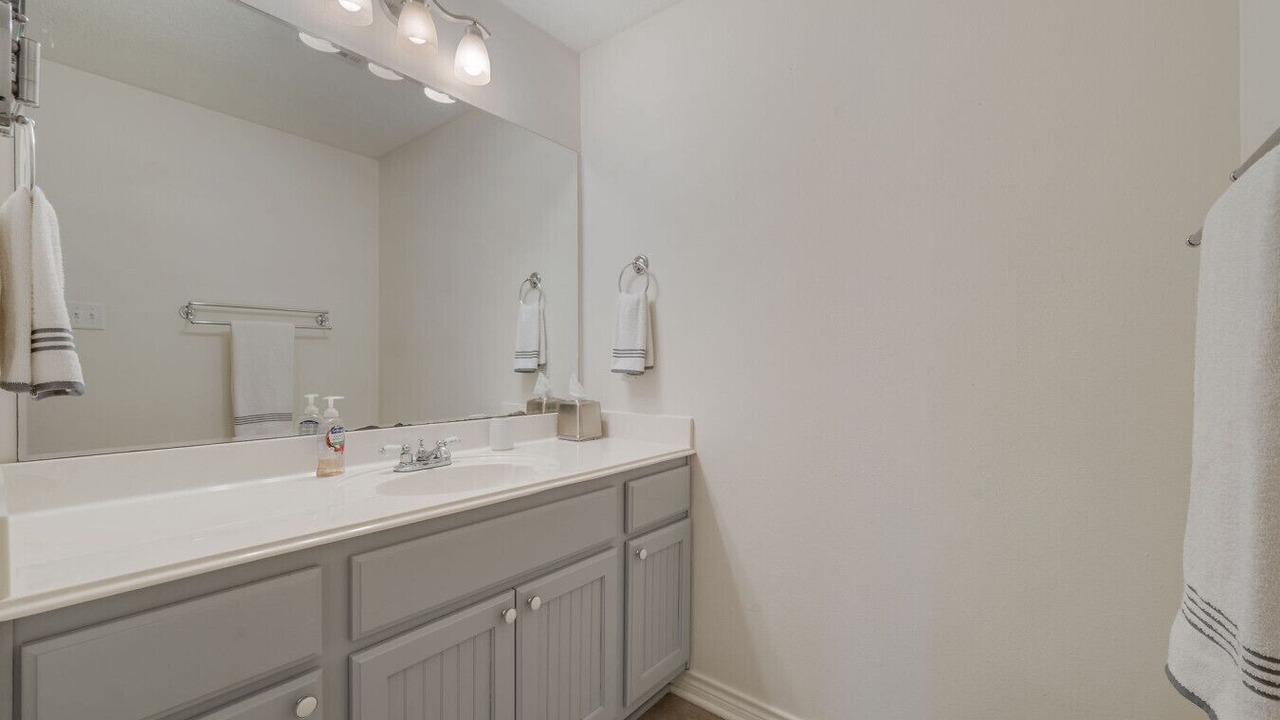 Photo of Bathroom in Forest Lakes