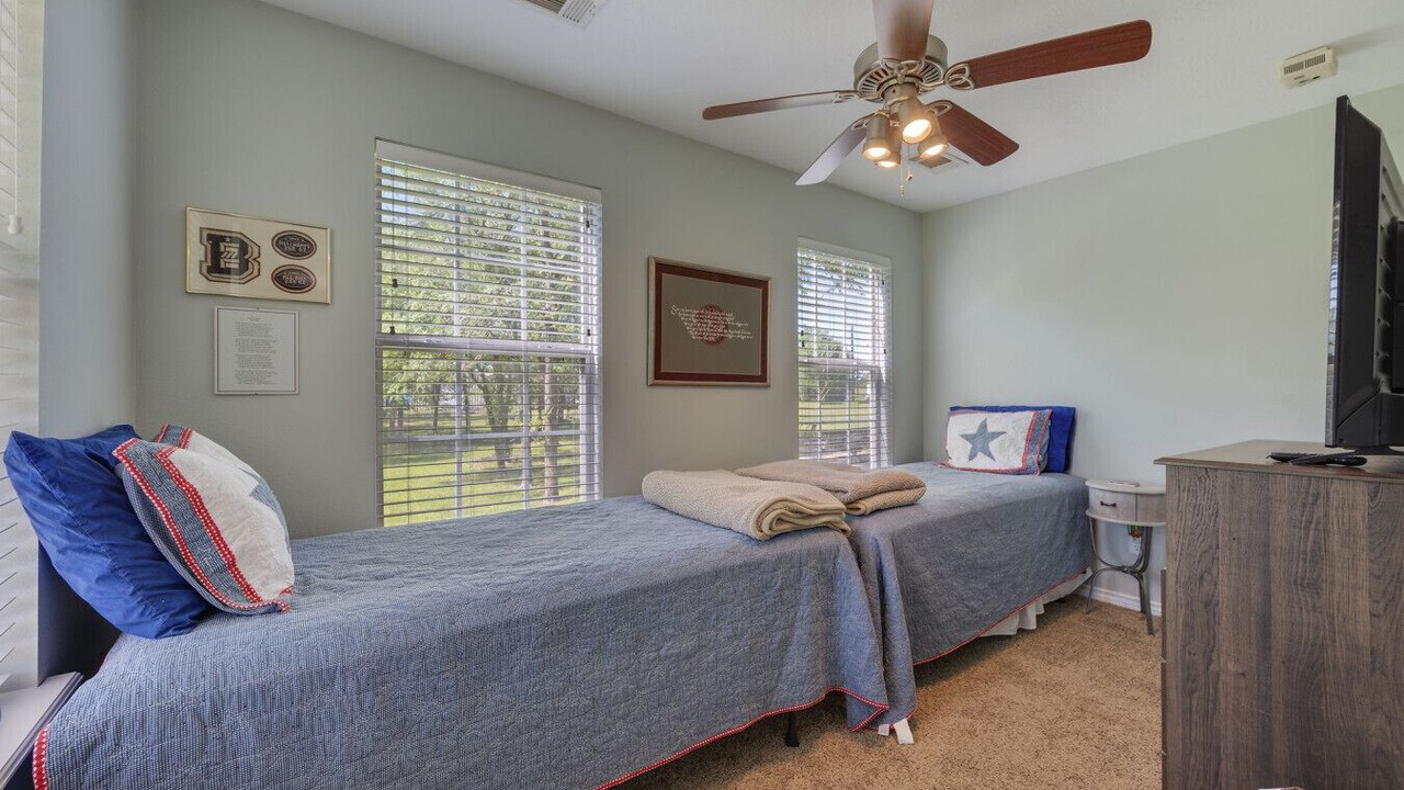 Photo of Bedroom in Forest Lakes