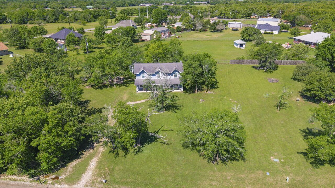 Photo of Outdoor in Forest Lakes