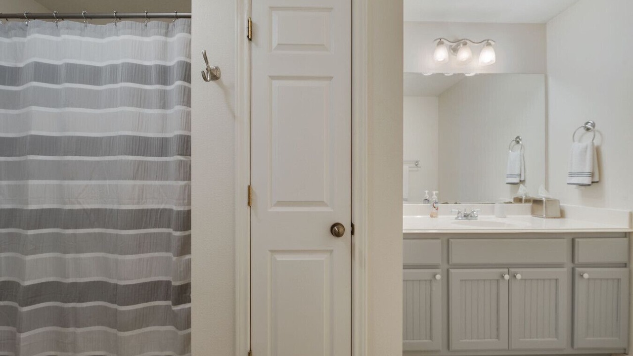 Photo of Bathroom in Forest Lakes
