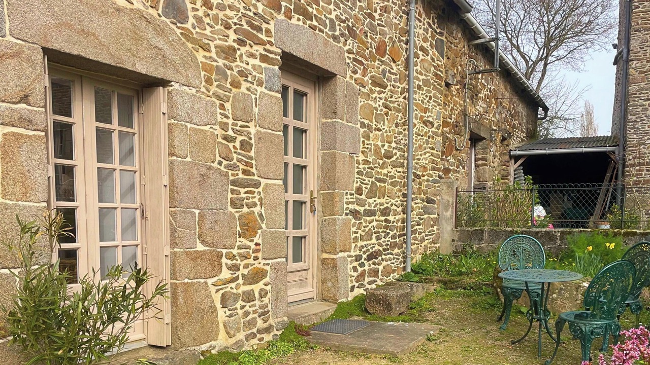 Photo of Patio Balcony in Baguer-Morvan