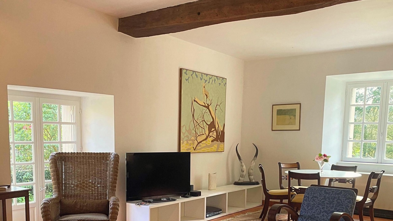 Photo of Livingroom in Baguer-Morvan