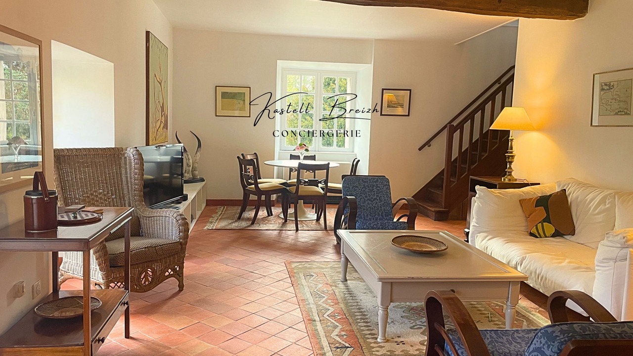 Photo of Livingroom in Baguer-Morvan