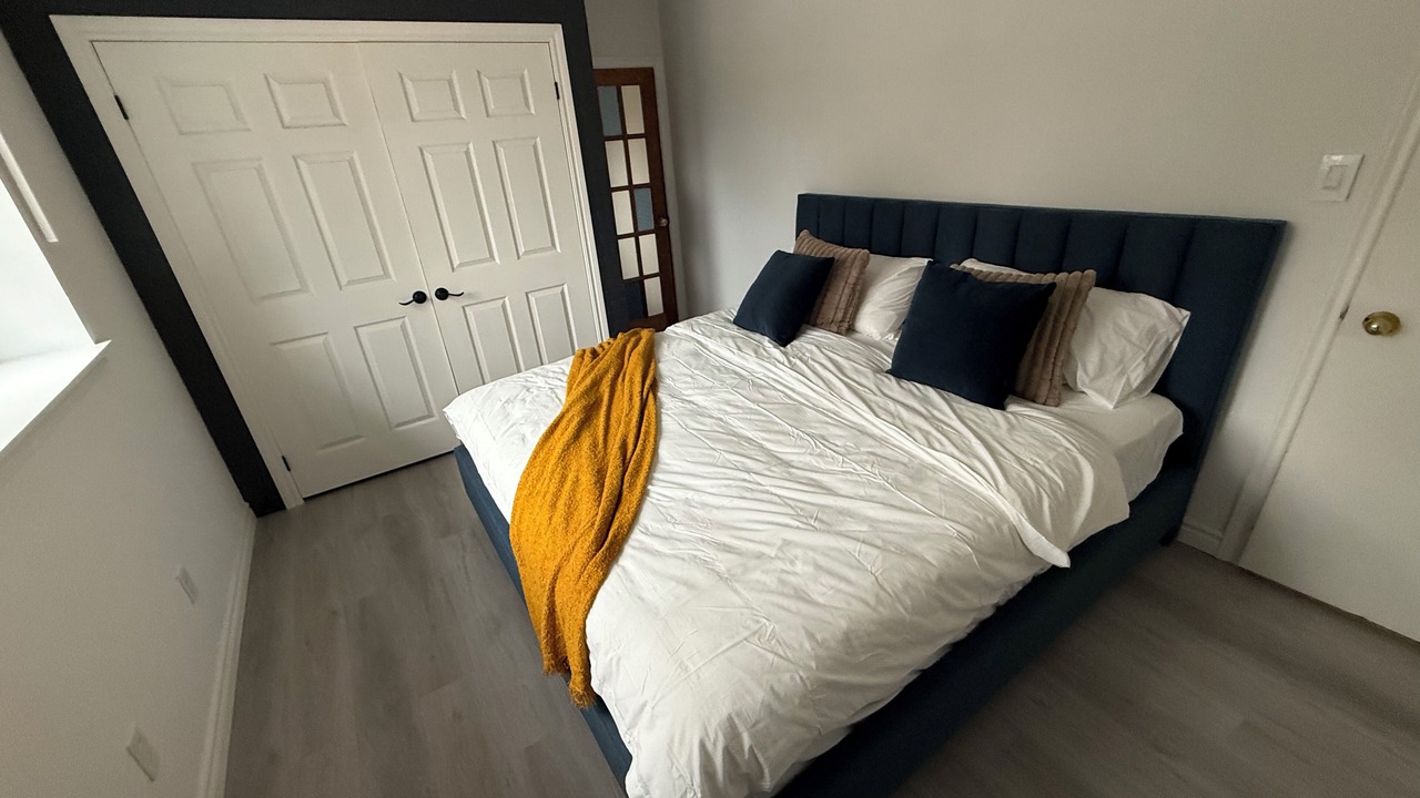 Photo of Bedroom in The Beaches