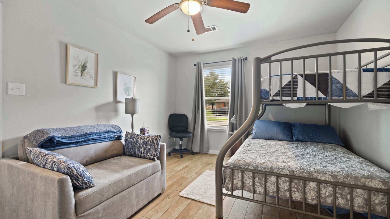 Photo of Bedroom in Fort Smith