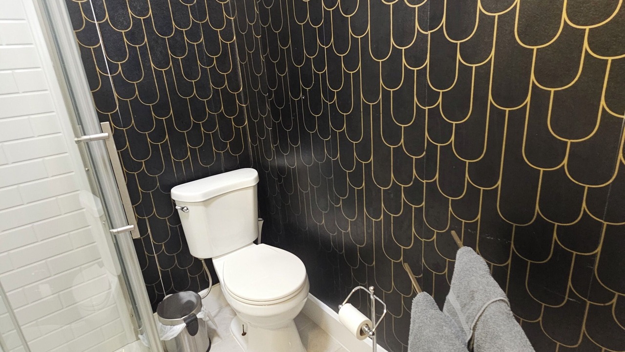 Photo of Bathroom in River Oaks