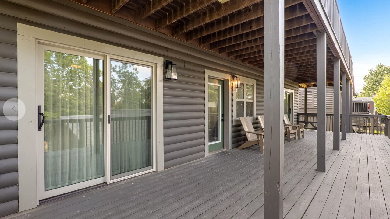 Photo of Patio Balcony in Big Cedars