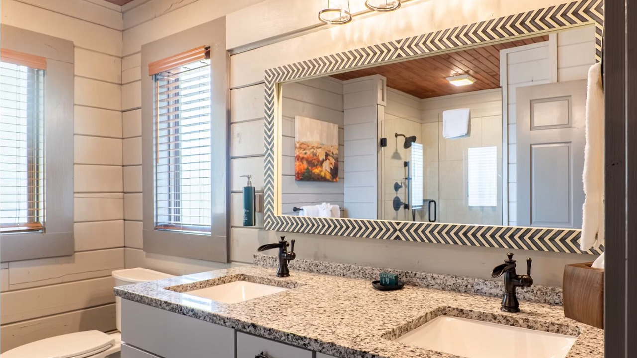 Photo of Bathroom in Big Cedars