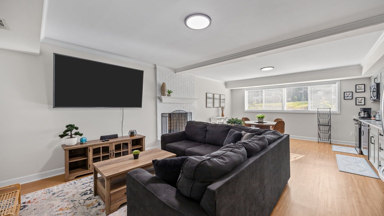 Photo of Livingroom in Garner