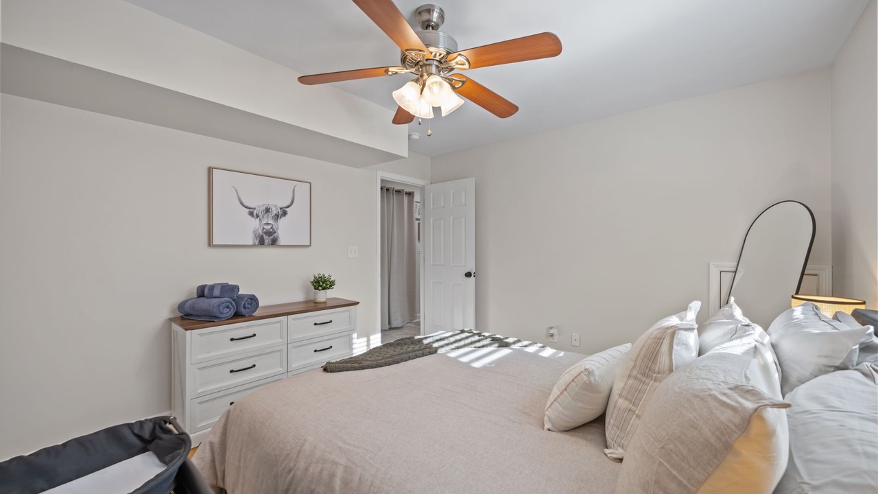 Photo of Bedroom in Garner