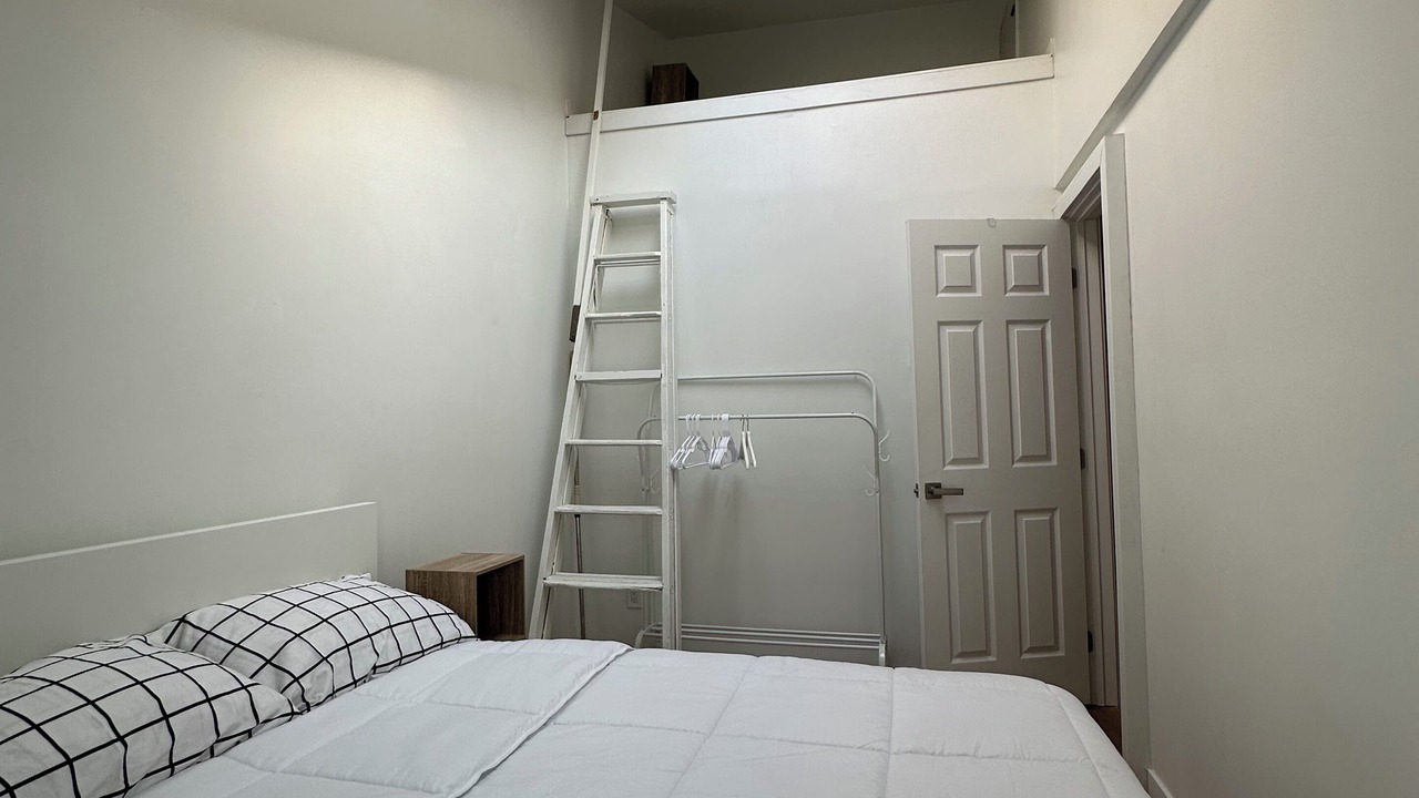 Photo of Bedroom in Latin Quarter