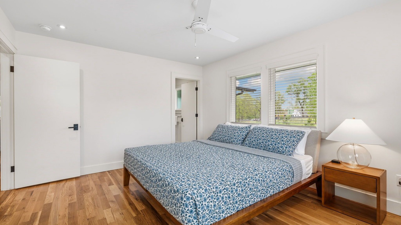 Photo of Bedroom in Downtown
