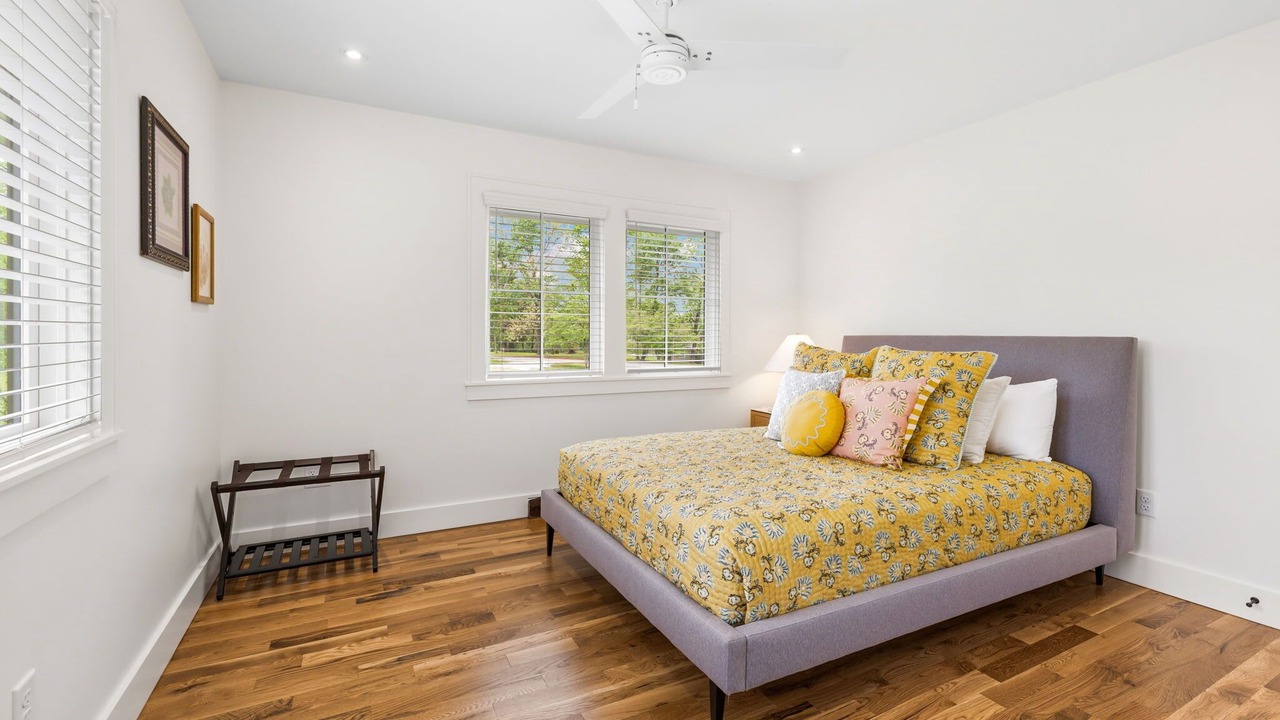 Photo of Bedroom in Downtown
