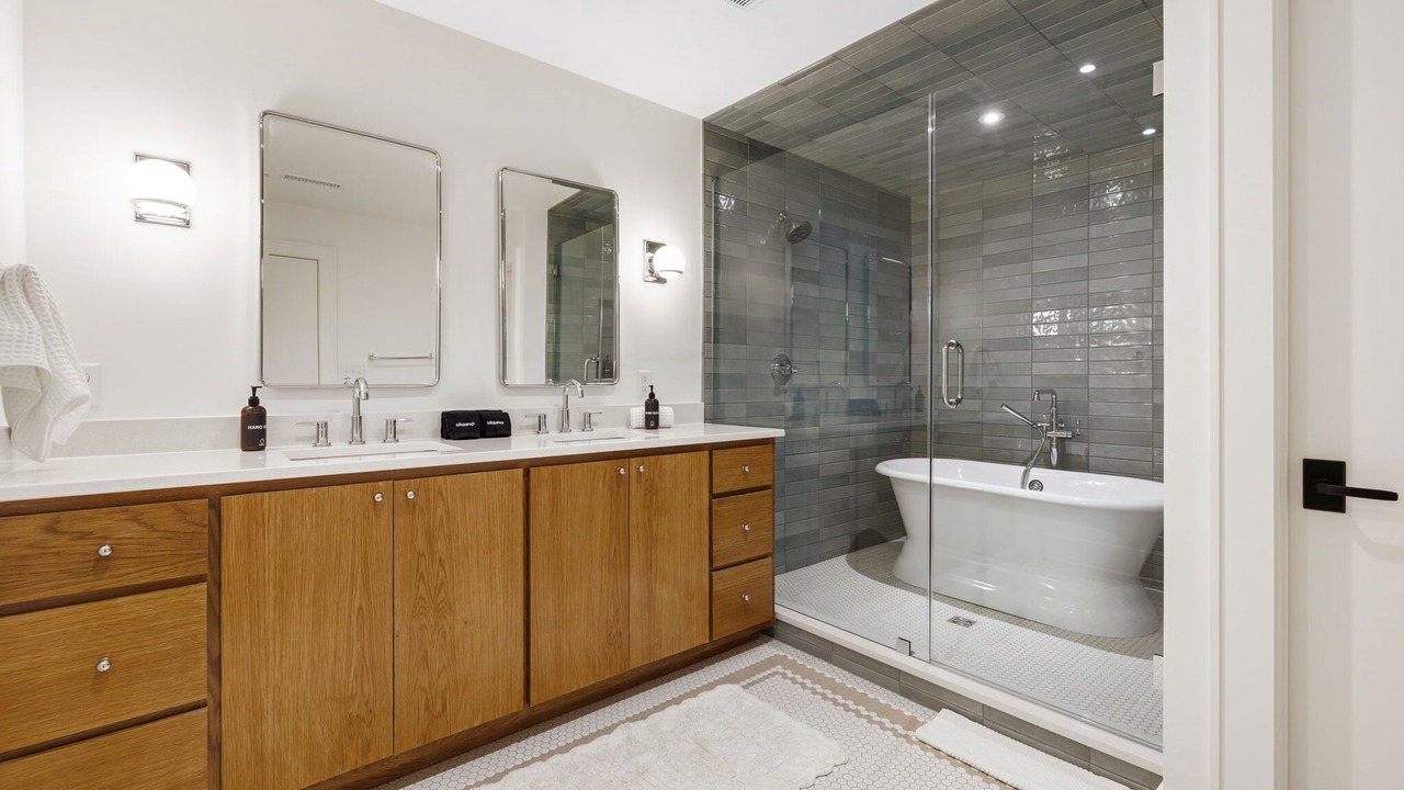 Photo of Bathroom in Downtown