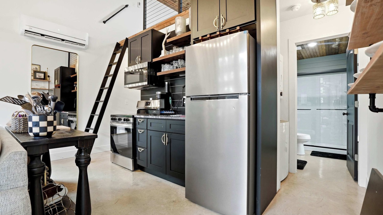 Photo of Kitchen in Evening Shade
