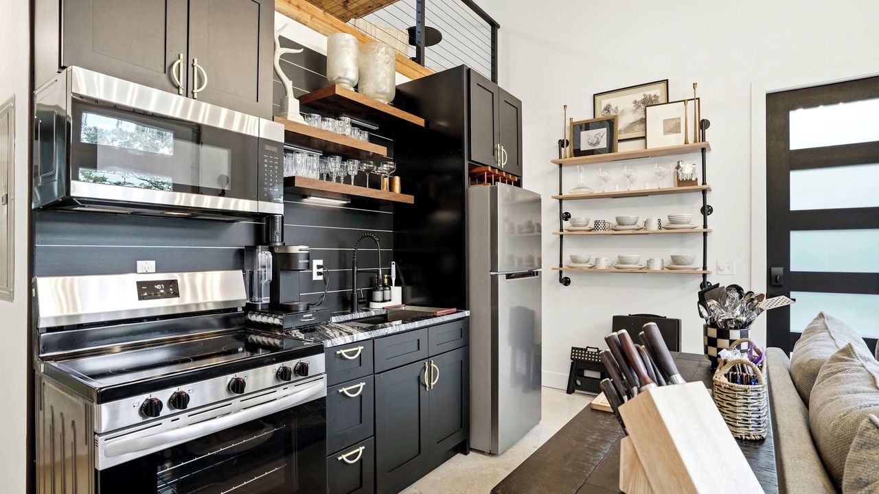 Photo of Kitchen in Evening Shade