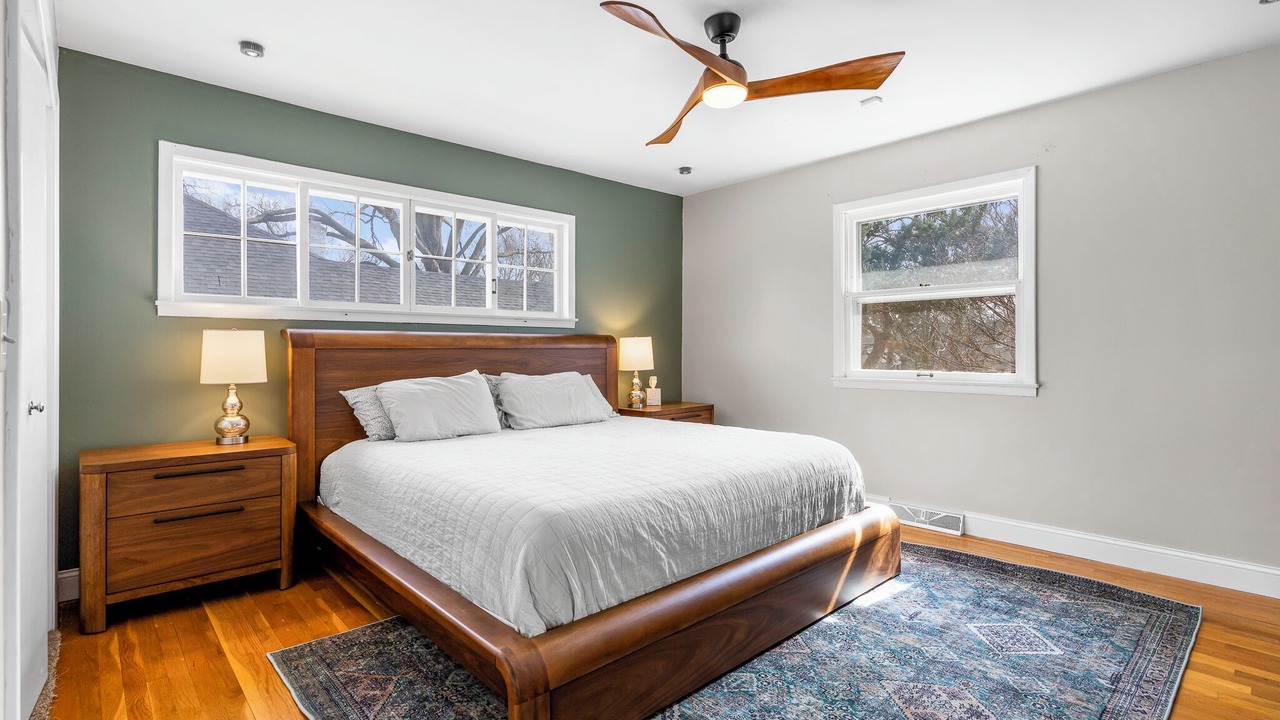 Photo of Bedroom in South Kansas City