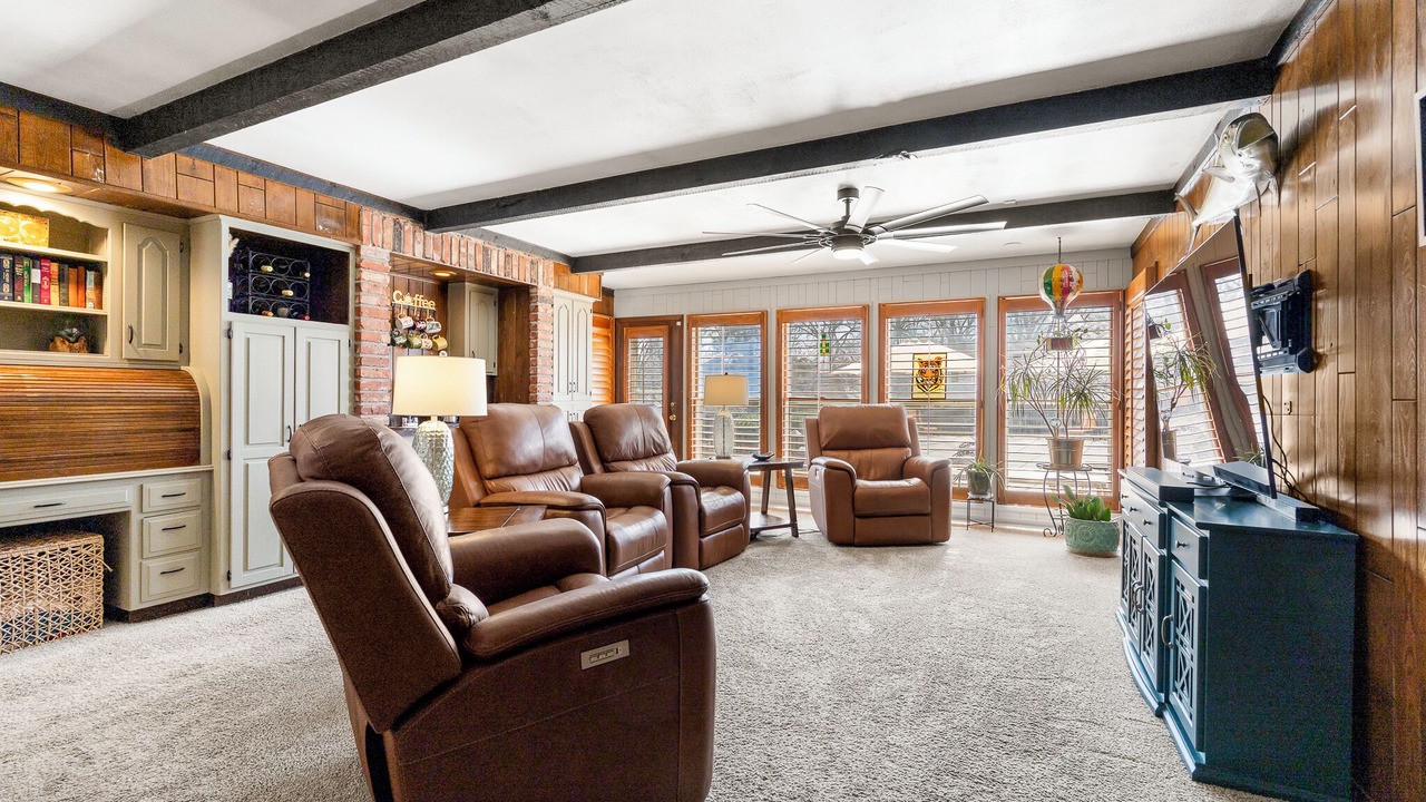 Photo of Livingroom in South Kansas City