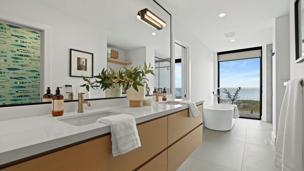 Photo of Bathroom in Port Stanley