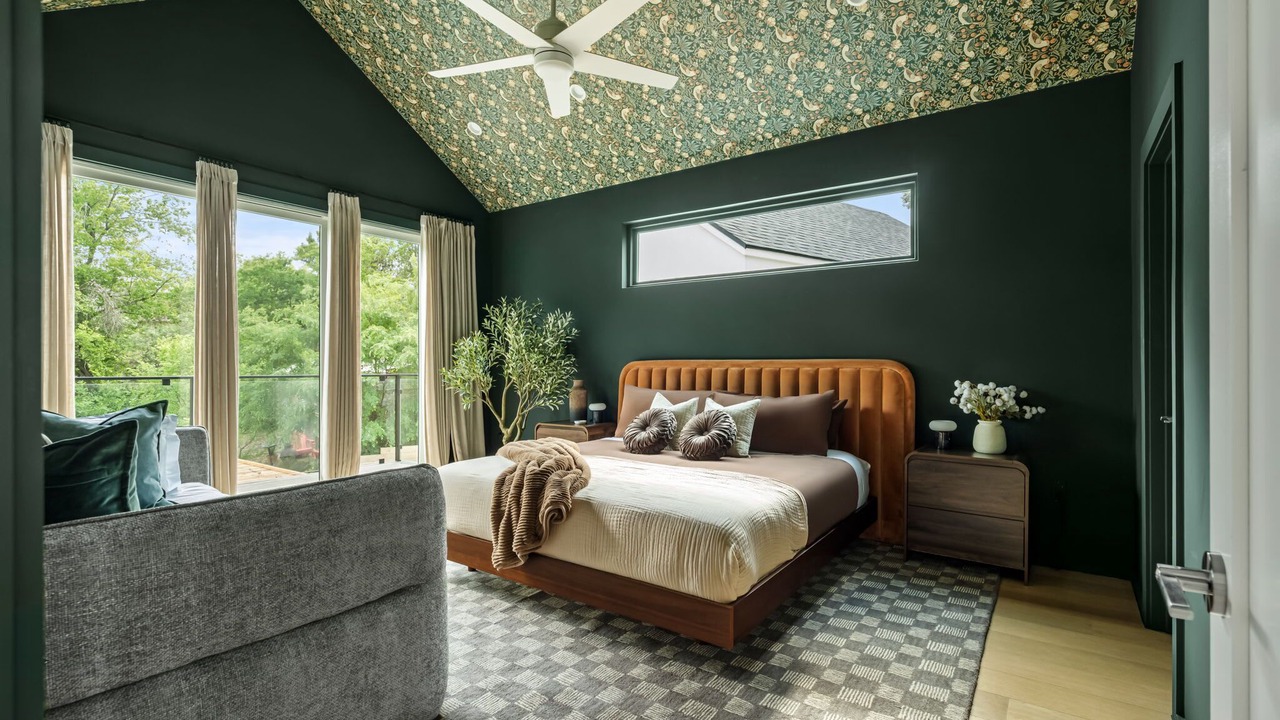 Photo of Bedroom in South Manchaca