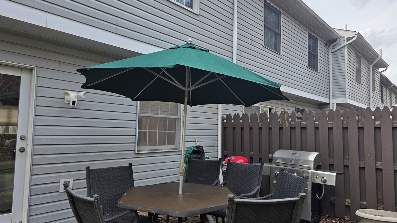 Photo of Outdoor in Oakdale