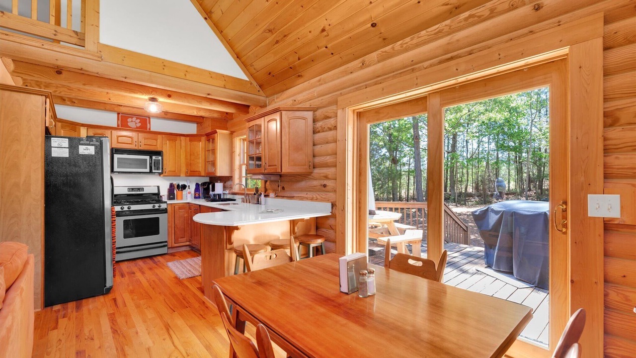 Photo of Kitchen in Seneca